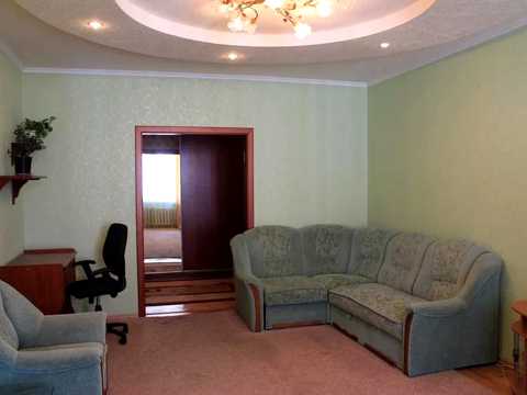 квартира за адресою Анни Ахматової вул., 35