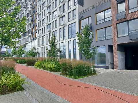 коммерческая по адресу Берковецкая ул., (4-Д)