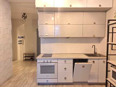 квартира по адресу Ревуцкого ул., 40-В
