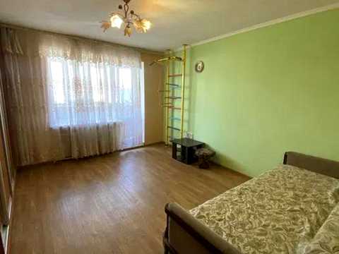 квартира за адресою Універсальна вул., 27