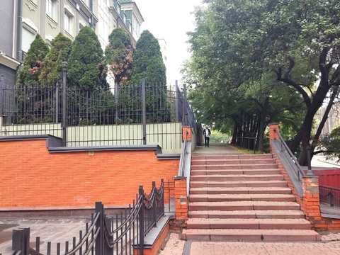 квартира за адресою Василя Тютюнника вул. (Анрі Барбюса), 22-26