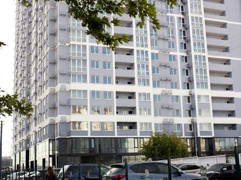 квартира по адресу Ревуцкого ул., 40-Б