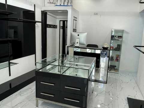 комерційна за адресою Василя Стефаника вул., 3