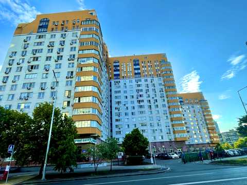 квартира за адресою Павла Тичини просп., 16/2