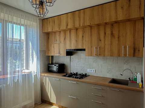 квартира по адресу Карнаухова, 11