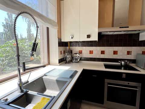 квартира за адресою Курортна вул. (Бутоми), 7