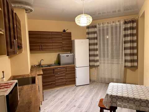 квартира за адресою Ревуцького вул., 9