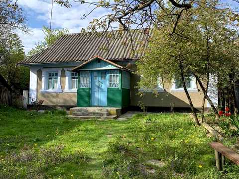 будинок за адресою с. Пилипківці, Пасічна, 13
