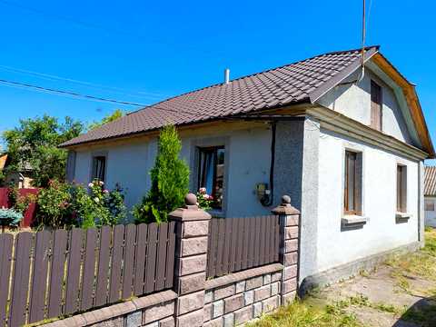будинок за адресою Центральна