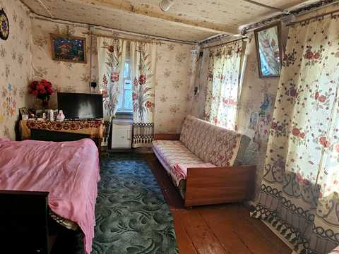 будинок за адресою с. Лубське, Лубська, 1