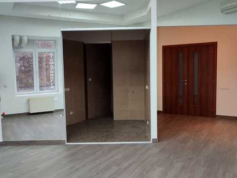 комерційна за адресою Миколи Грінченка вул., 4в