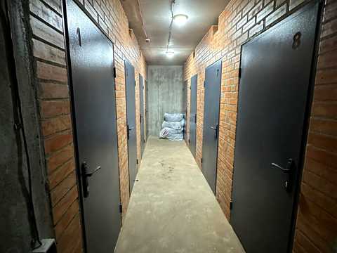 комерційна за адресою Науки просп., 58