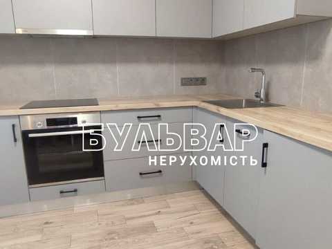 квартира по адресу Драгоманова ул., 8