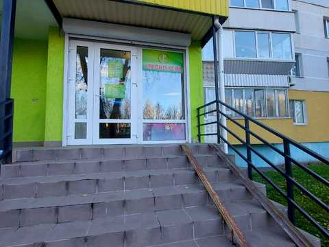 комерційна за адресою Сумгаїтська вул., 28