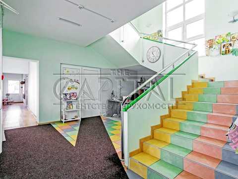 комерційна за адресою Кожедуба вул., 3-А