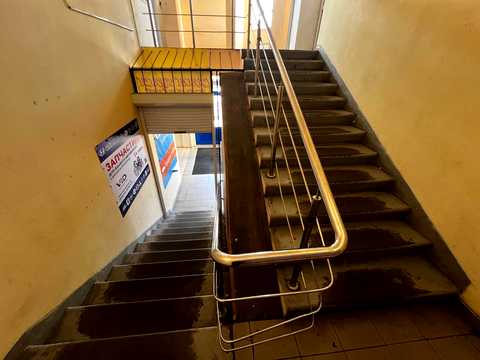 комерційна за адресою Київ, Федора Ернста вул., 4
