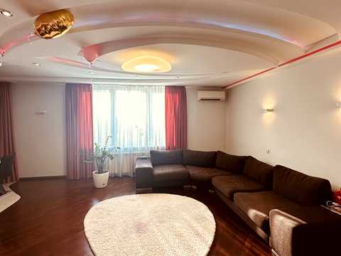 квартира за адресою Олени Пчілки вул., 2