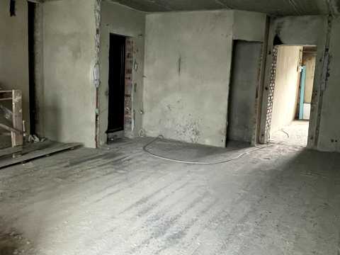 комерційна за адресою Микулинецька вул., 5