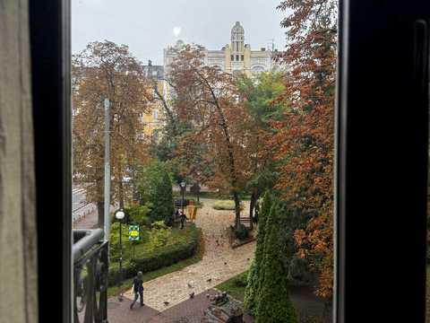 квартира за адресою Лисенка вул., 1