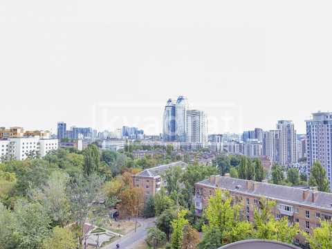 квартира по адресу Евгения Коновальца ул. (Щорса), 32-В