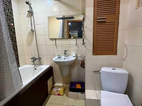 квартира за адресою Амвросія Бучми бульв., 1