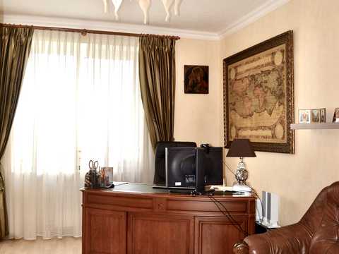 квартира за адресою Андрія Аболмасова вул. (Панельна), 5