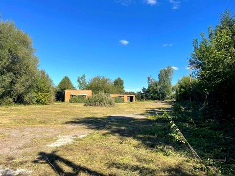 комерційна за адресою смт. Млинів, вул. Кірова, 52