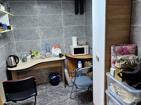 комерційна за адресою Григорія Гуляницького вул. (Московська), 35-В