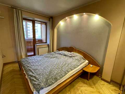 квартира за адресою Вереснева вул., 24-А