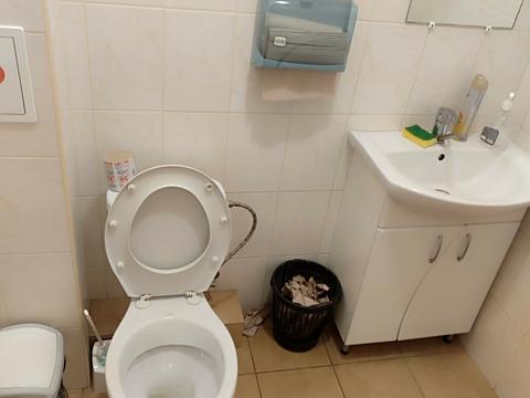комерційна за адресою Любецька вул., 56