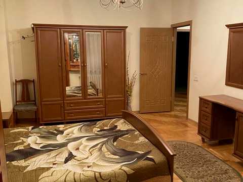 квартира по адресу Жуковского ул., 82