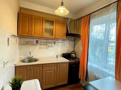 квартира за адресою Павла Тичини просп., 9-Б