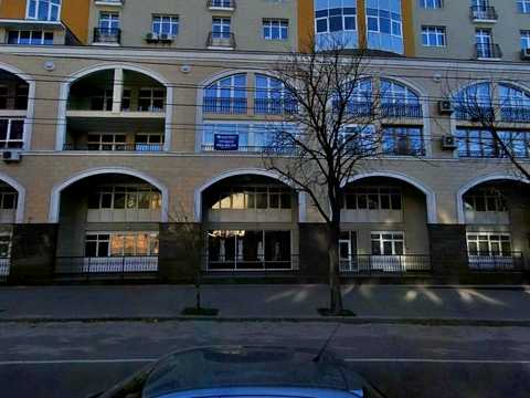 комерційна за адресою Антоновича вул. (Горького), 72