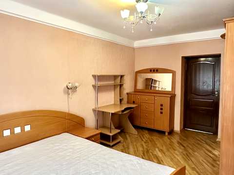 квартира за адресою Василя Тютюнника вул. (Анрі Барбюса), 47