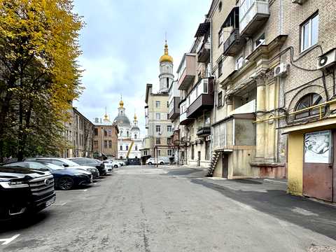 квартира за адресою Університетська вул., 9
