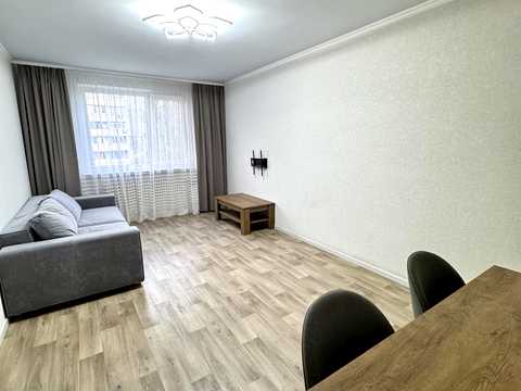 квартира за адресою Метробудівників вул., 42