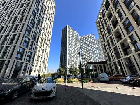 квартира за адресою Зарічна вул., 2 к1