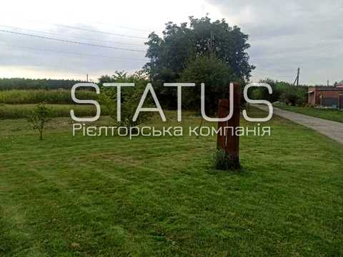 ділянка за адресою Озерна