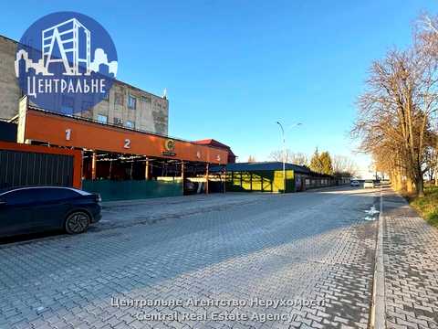 комерційна за адресою Чернівці, Руська вул., 242