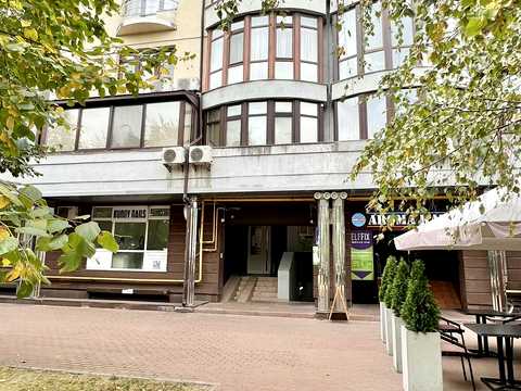 комерційна за адресою Оболонська набережна вул., 15