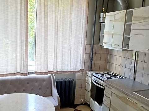 квартира за адресою Євгена Коновальця вул. (Щорса), 27