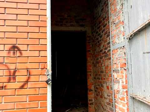 комерційна за адресою Освіти вул., 4В