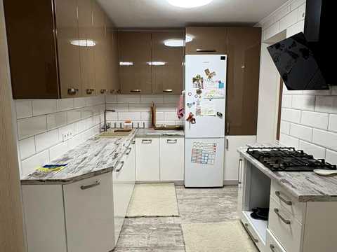 квартира за адресою Героїв Маріуполя вул. (Героїв Бреста), 83А