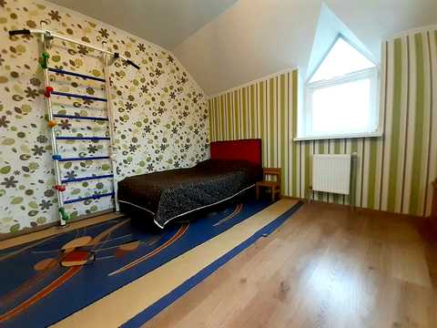 квартира по адресу Зоряна ул., 7-А