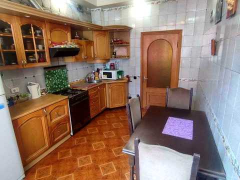 квартира за адресою Виконкомівська вул., 7