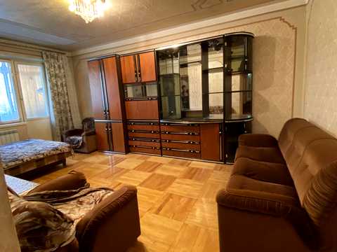квартира за адресою Прирічна вул., 1