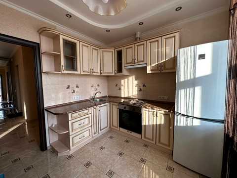 квартира за адресою Драгоманова вул., 40-З