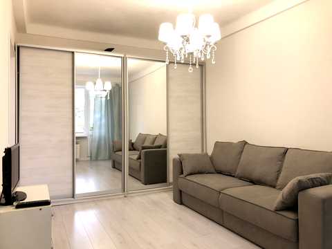 квартира за адресою Оріхуватська вул. (Бурмистенка), 6к2