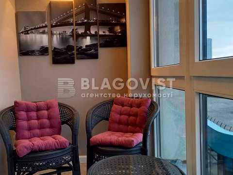 коммерческая по адресу Заречная ул., 6 к1
