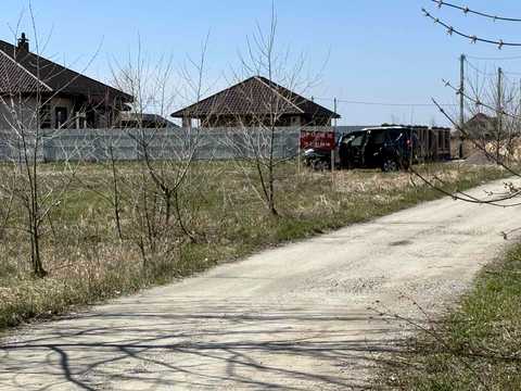 участок по адресу Лугова